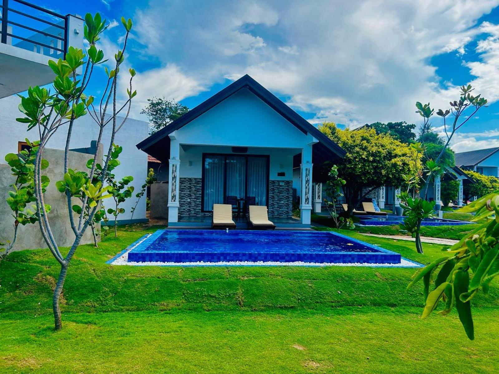 Uppuveli Beach By Dsk Triquinimale Exterior foto